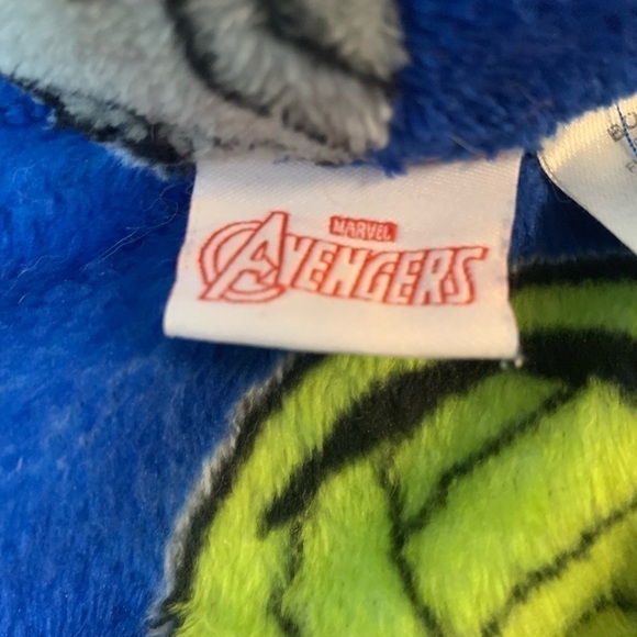 Avengers Boys Girls Robe 6-7 Blue yellow green red polyester Comics Marvel Super - Picture 2 of 6